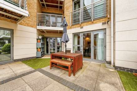 Moorings House, The Island, Brentford, Image 10