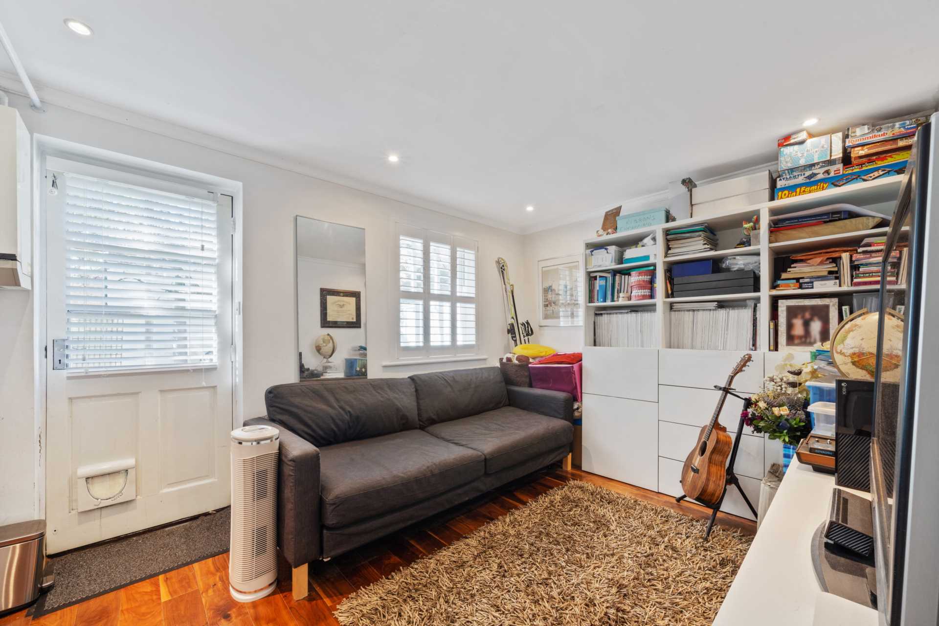 The Butts, Brentford, Image 7