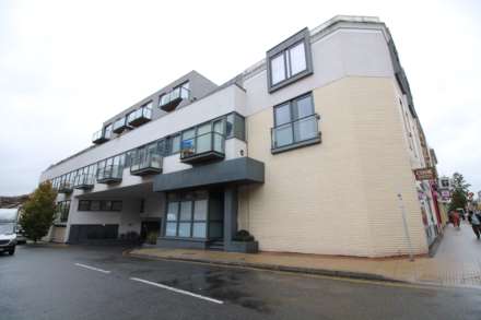 St Mary's Road, Surbiton, Image 17