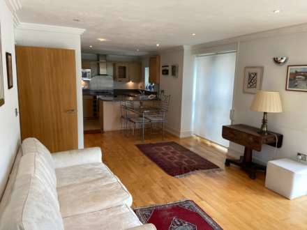 The Island, Brentford, Image 2