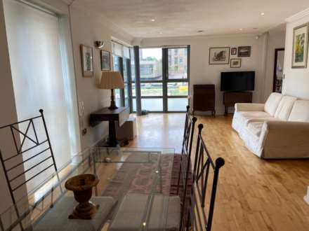 The Island, Brentford, Image 3