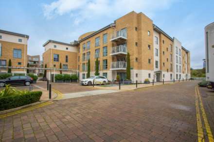 2 Bedroom Apartment, Tallow Road, Brentford