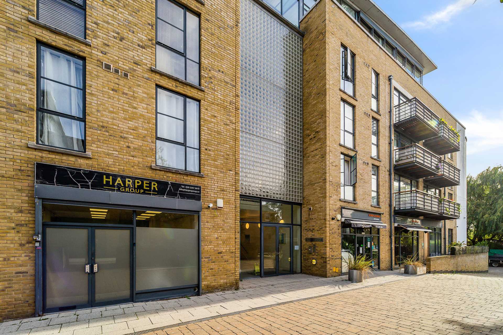Ferry Lane, Brentford, Image 10