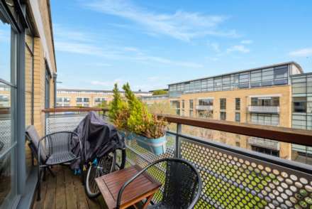 Ferry Lane, Brentford, Image 5
