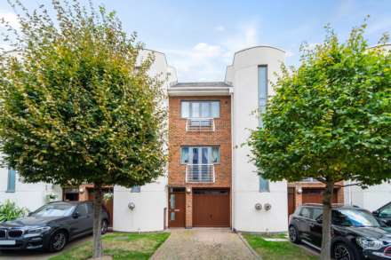 4 Bedroom Town House, Tallow Road, `The Island`, Brentford