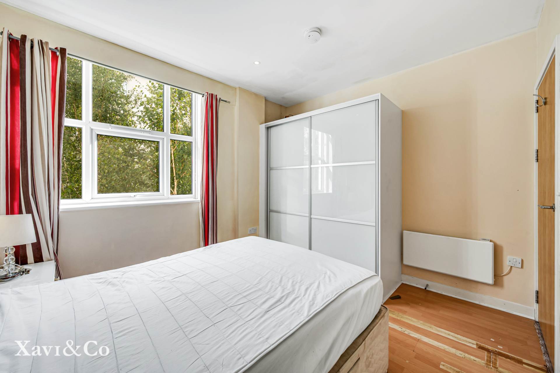 Bromyard Avenue, London, Image 6