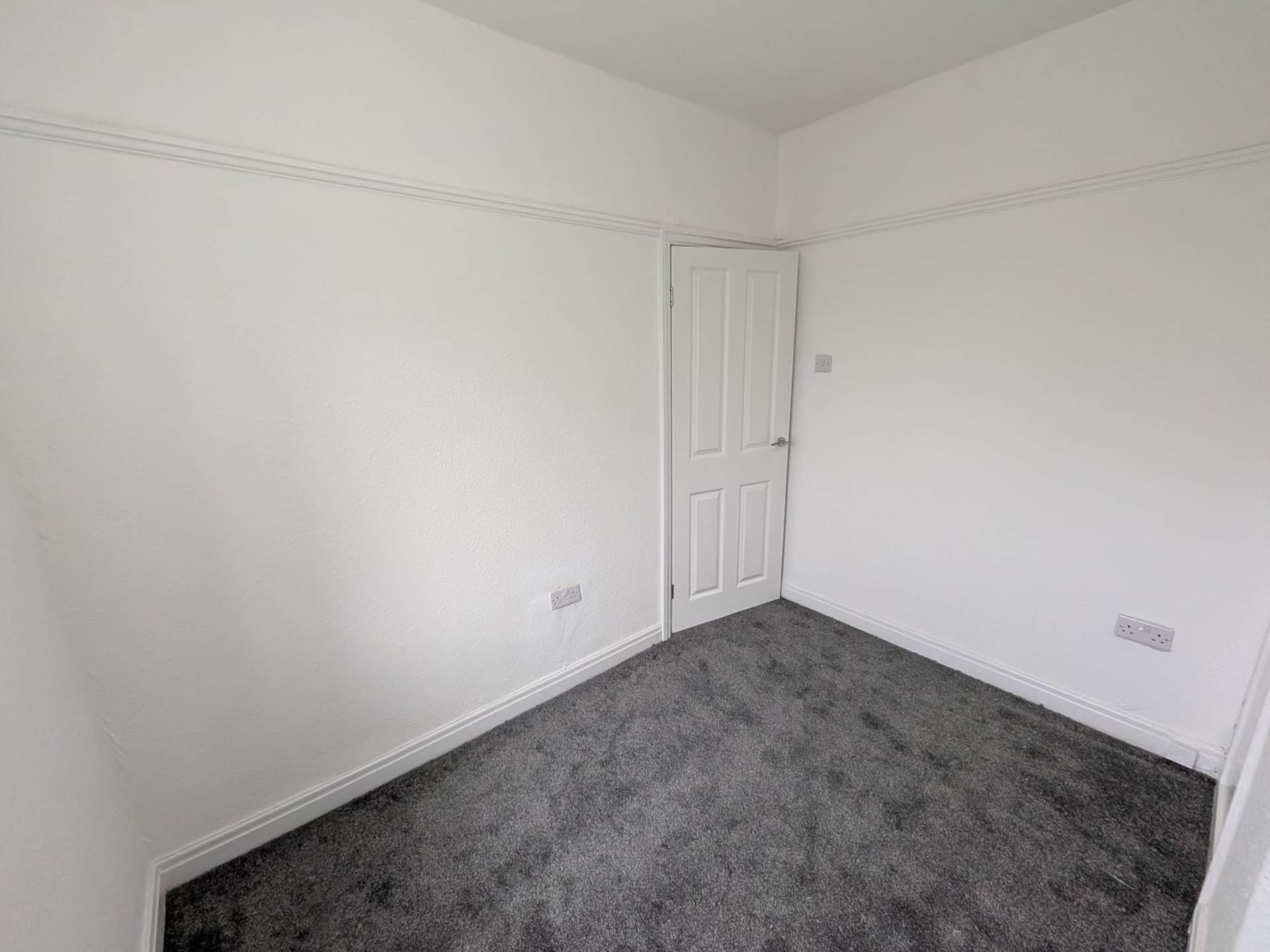 Rossall Avenue, Radcliffe, Image 7