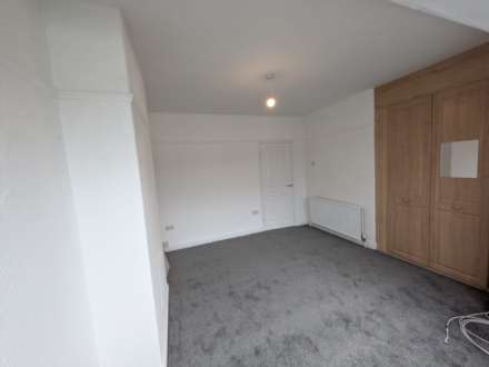 Rossall Avenue, Radcliffe, Image 10