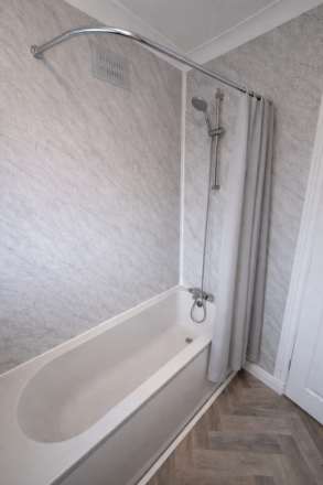 Rossall Avenue, Radcliffe, Image 12