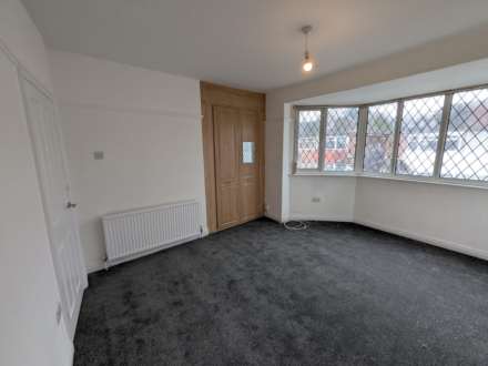 Rossall Avenue, Radcliffe, Image 9