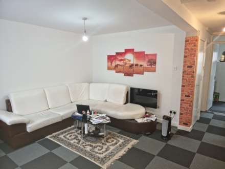 1 Bedroom Flat, Baldwin Close, Smethwick B66, Image 3