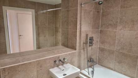 3 North Bank, S3, Image 3