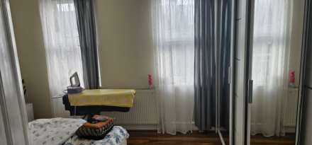 Sunnyside Rd East, London, Image 11