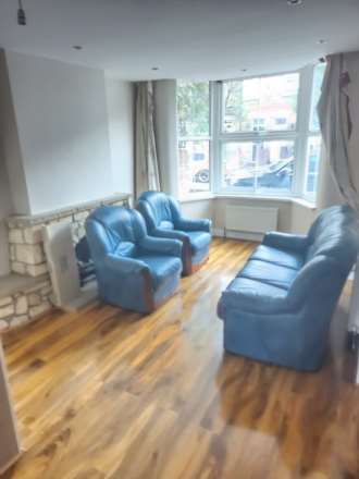 Sunnyside Rd East, London, Image 2