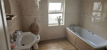 Sunnyside Rd East, London, Image 7