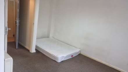 Chilvers Grove, Marston Green, Image 4