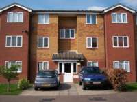 2 Bedroom Flat, Cooopers Close, Dagenham